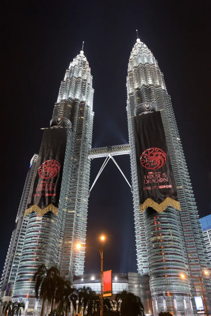 petronas-twin-tower-img